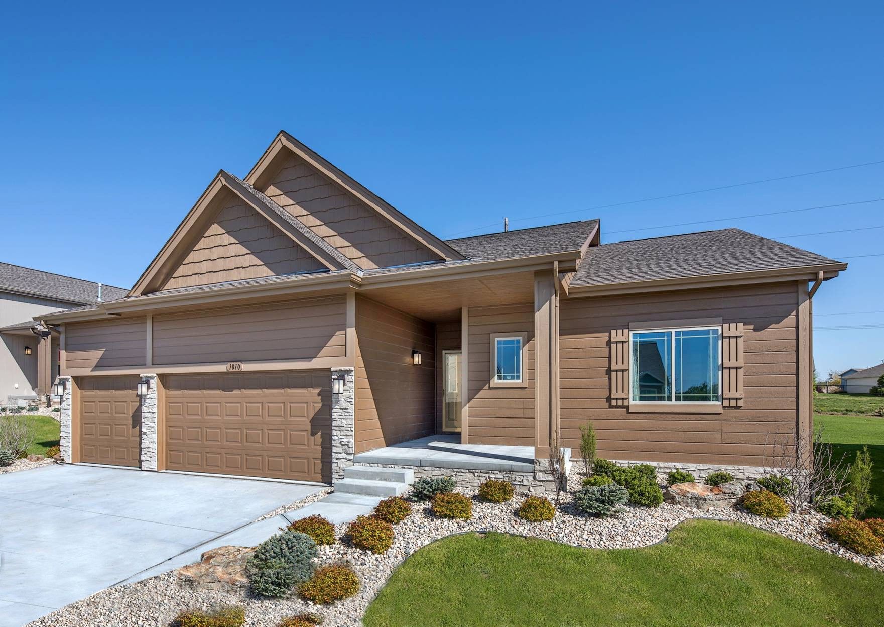 Sheridan Celebrity Homes & Townhomes