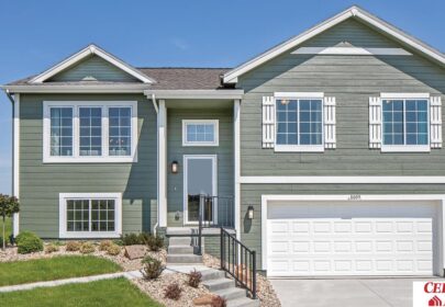 8223 N 175 Street, Bennington NE 68007