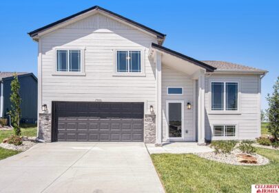 10567 Portage Drive, Papillion NE 68046