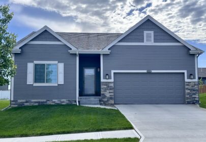 9405 N 171 Street, Bennington NE 68007