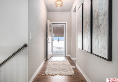 19801 Greenleaf Street, Gretna NE 68028