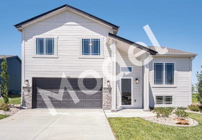 17602  Phoebe Street, Bennington, Ne 68007